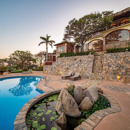 ホテルCasa Ceiba Huatulco タンゴルンダ エクステリア 写真